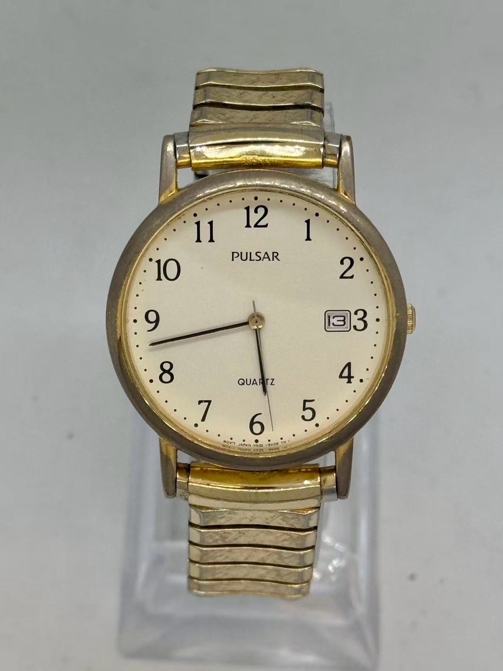 Vintage Pulsar Men Quartz Gold Tone Watch 31mm Cream Dial Date New Battery Runs